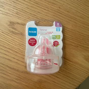 Tétine de biberon MAM