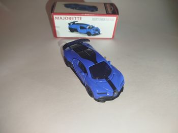 Majorette Bugatti Chiron Pur Sport Série Deluxe Cars