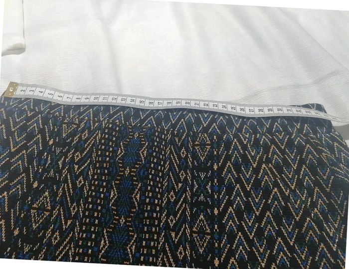 jupe Camaïeu noir taille 38 - photo numéro 2