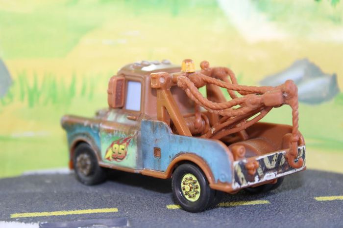 Disney Pixar Cars Martin avec N° de course de Flash - photo numéro 3