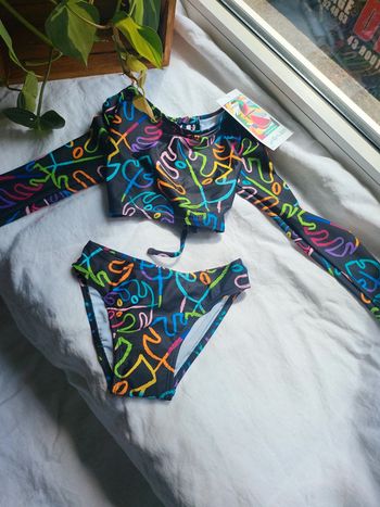 Magnifique maillot de bain manches longues océan 5 ans