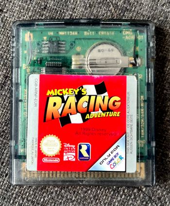 Mickey's racing adventure  pour Game Boy color