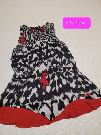Robe 4 ans