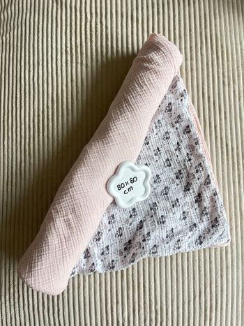 Couverture fille Disney  réversible 80x80 cm