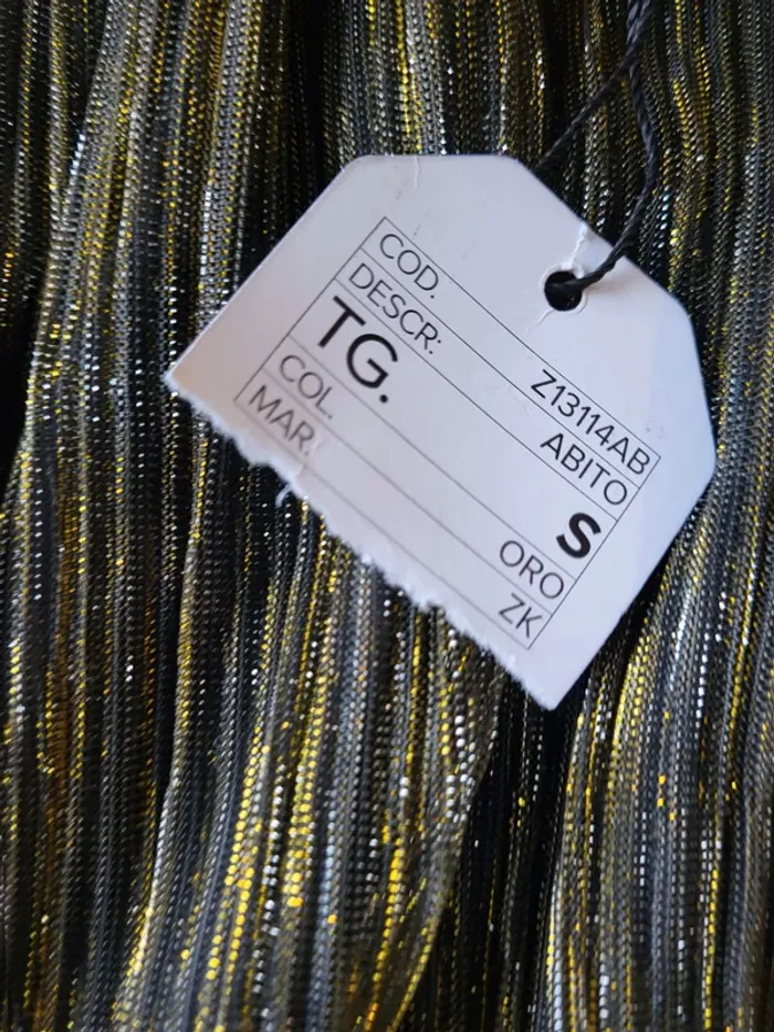 Robe  de soirée dorée  à  paillettes / irisée mi cuisse  zuiki taille S  Femme neuf - photo numéro 4