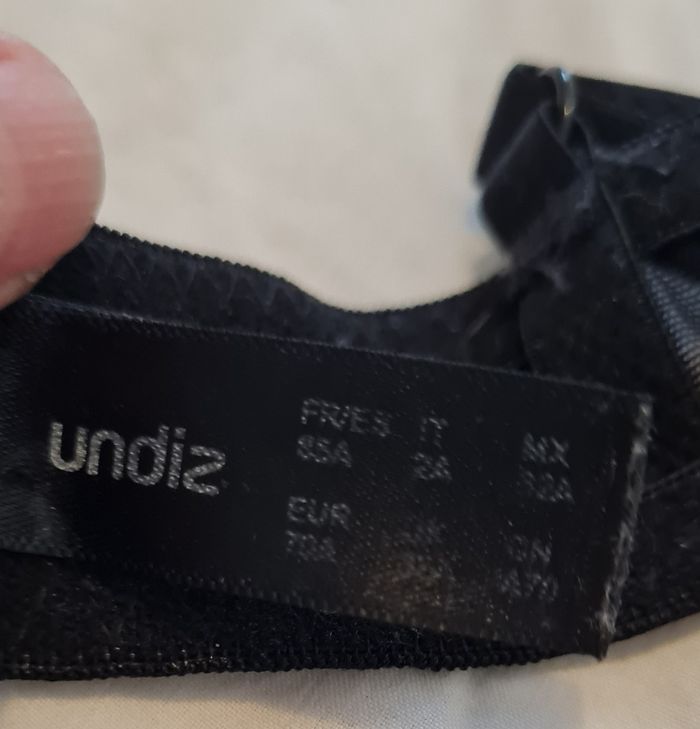 Soutien gorge - photo numéro 2