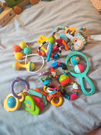 Lot hochets