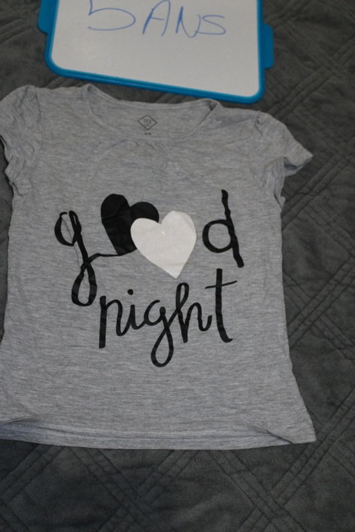 Tee-shirt - photo numéro 2