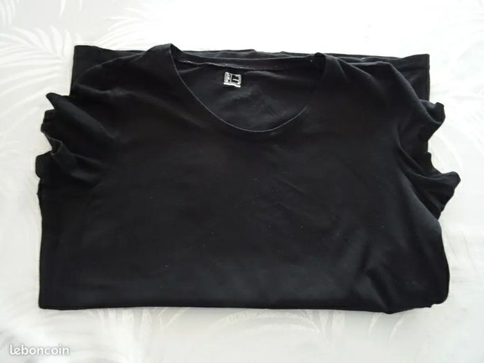 T-shirt manches courtes
Stretch tailke 38 - photo numéro 3