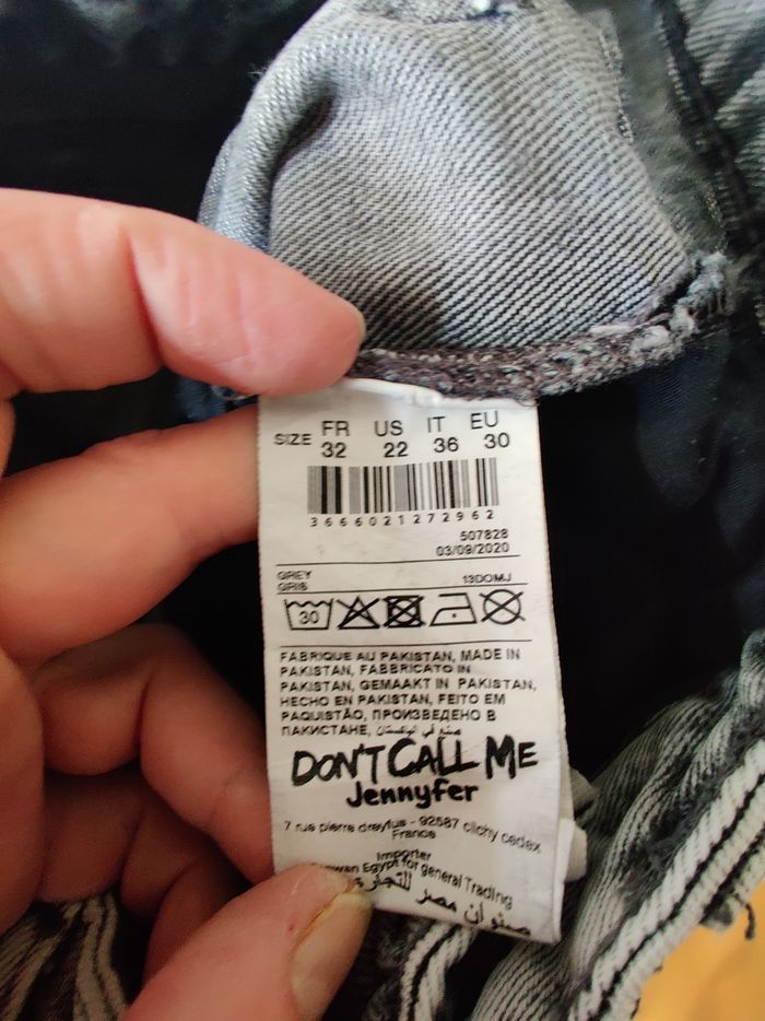 Jeans fille taille 14 ans - photo numéro 3