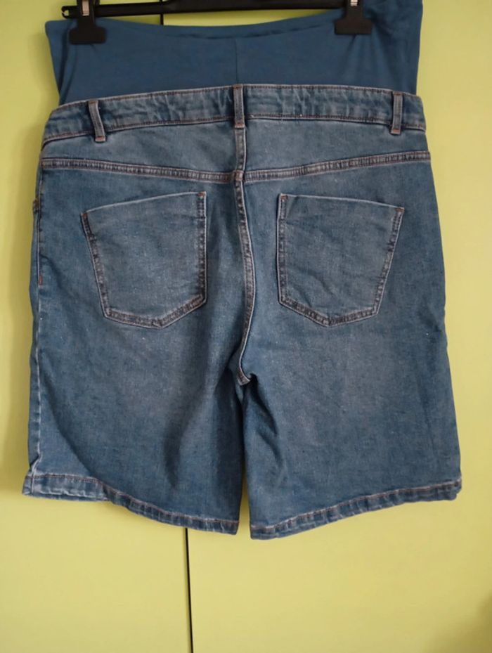 Short T46 - photo numéro 2