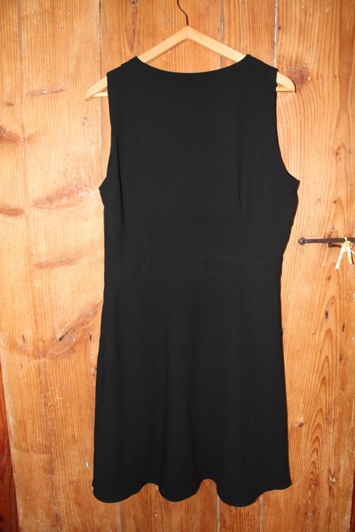 Robe sans manche - photo numéro 3