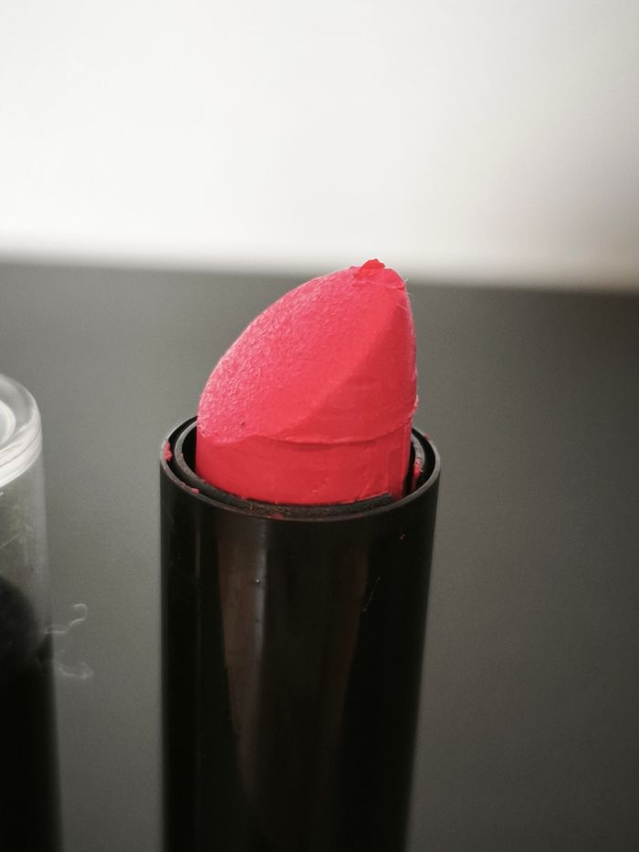Rouge à lèvres - photo numéro 2