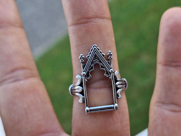 Bague Ouverte Argenté Ajustable Motif Porte Gothique
