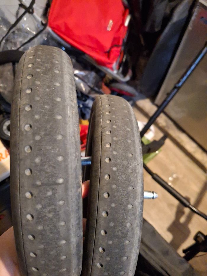 Poussette maxi cosy de 0 a 22 kilos avec sa base - photo numéro 9