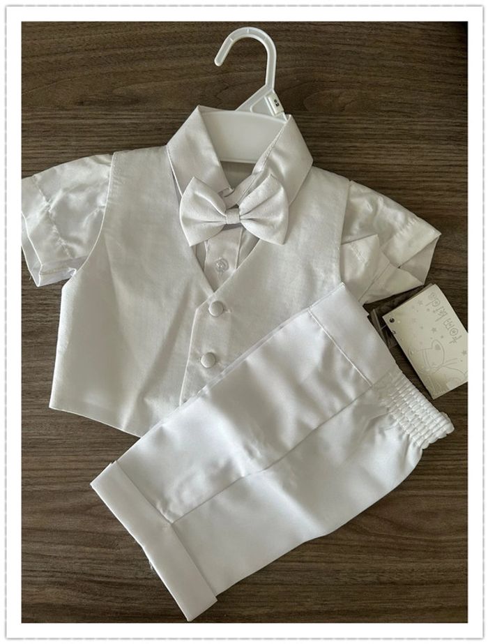 Ensemble 3 pièces pour bébé - neuf - taille 6 mois