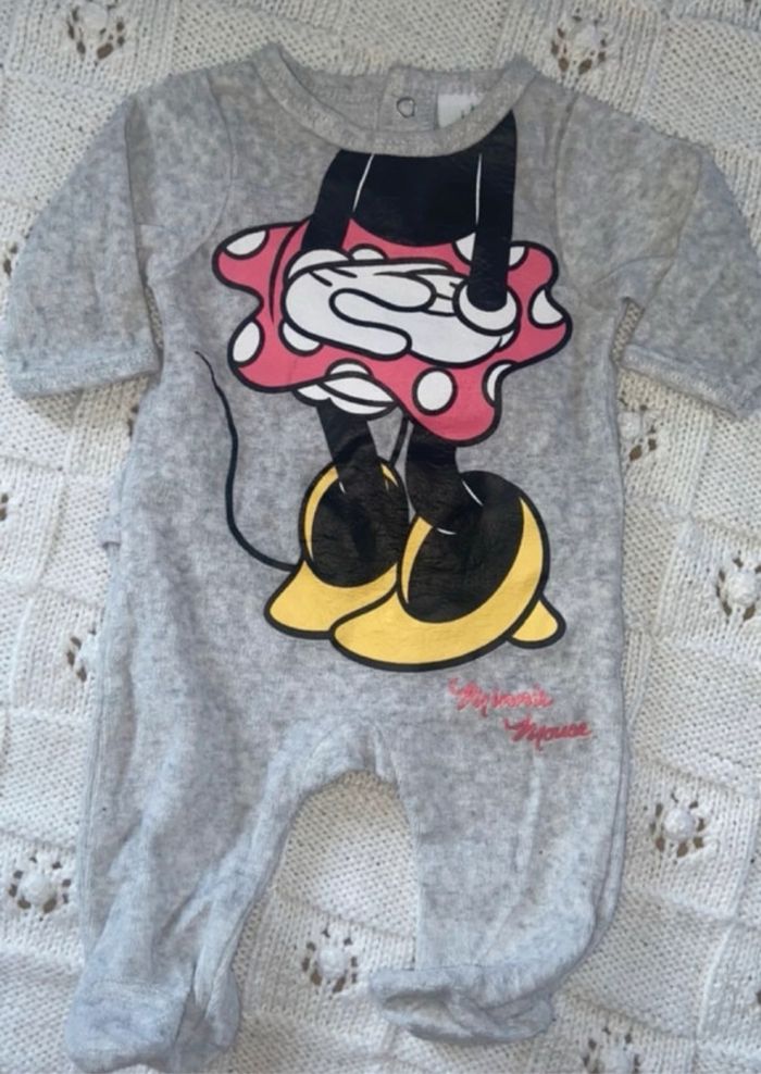 Pyjama Minnie