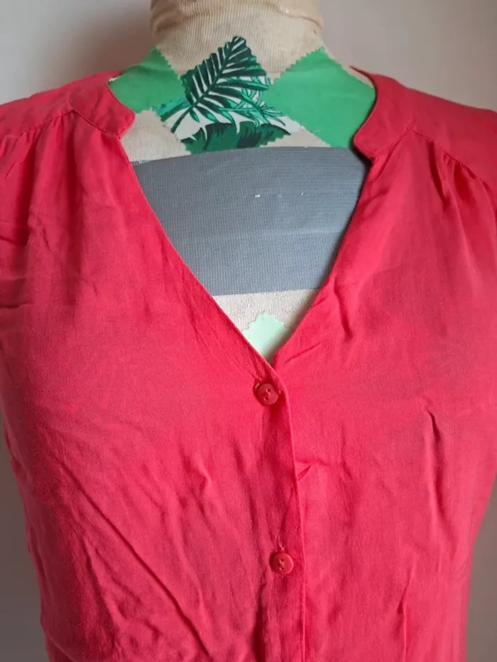 Blouse/chemise fille Camaïeu 8 ans - rose fuchsia, en très bon état, manches courtes - photo numéro 2