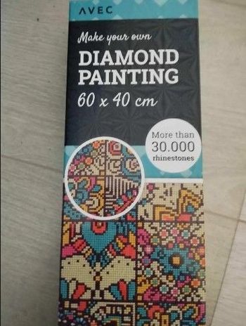 Diamond painting