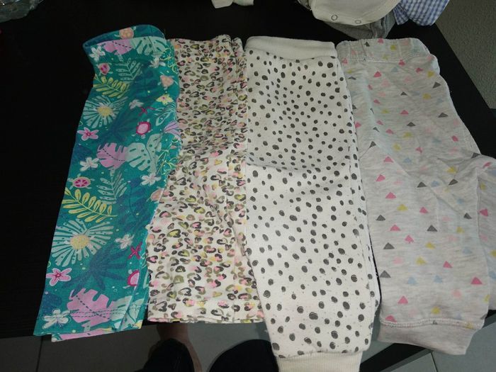 2 ème partie Lot vêtements taille 6 mois - photo numéro 5