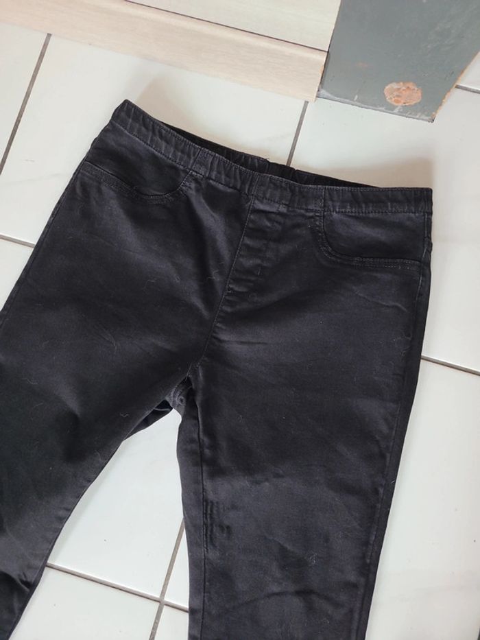 Jean slim C&A taille 40-42 - photo numéro 2