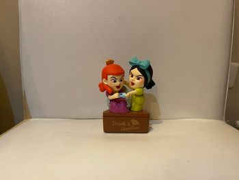 Figurine rare Anastasie et javotte 