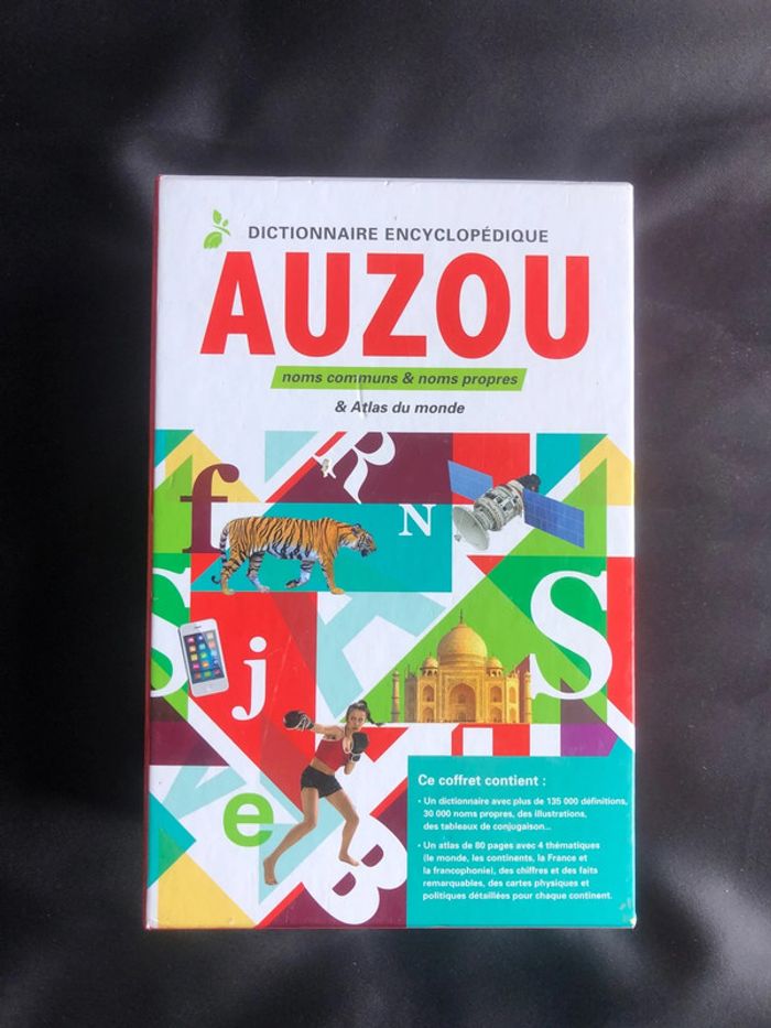 Dictionnaire et atlas du monde