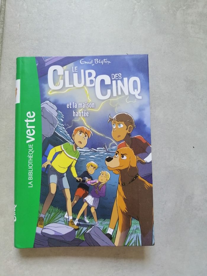 Livre club des 5.