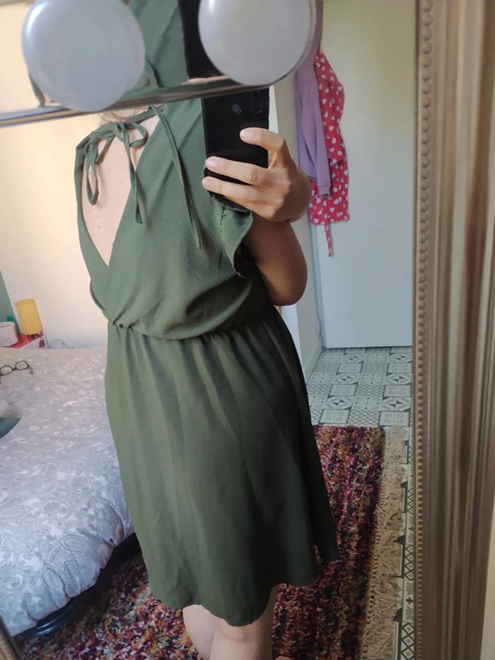 Robe kaki - photo numéro 2