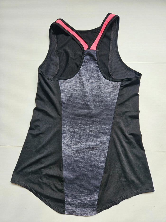 Débardeur de sport taille XS - photo numéro 3