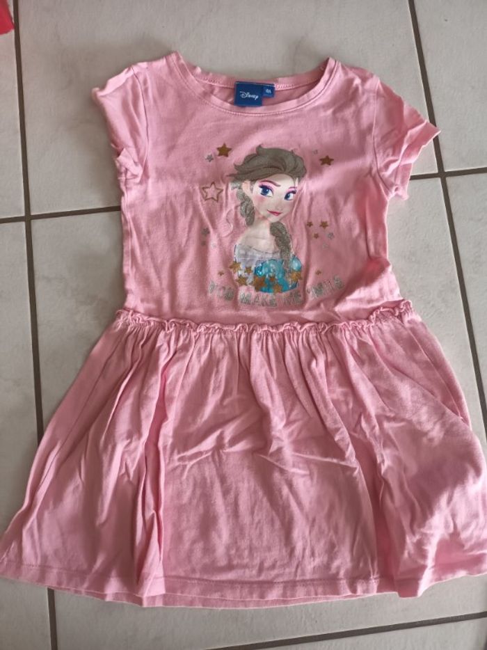 Lot de vêtements 4 ans fille - photo numéro 4
