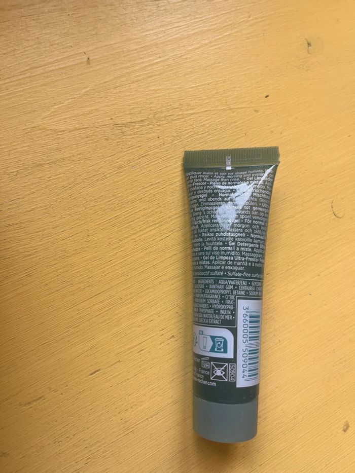 Gel nettoyant Yves rocher - photo numéro 2