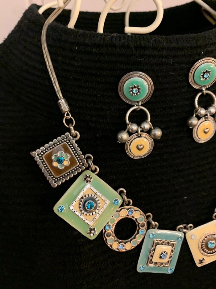 Ensemble collier et BO - photo numéro 2