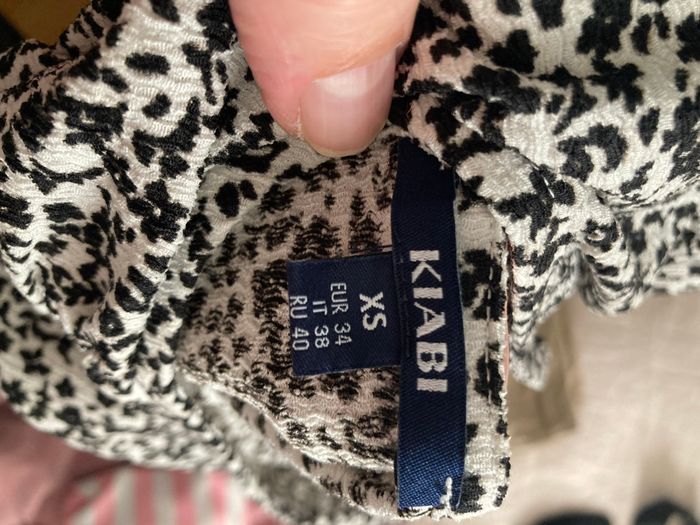 Kiabi robe à fleurs noire et blanche XS - photo numéro 6