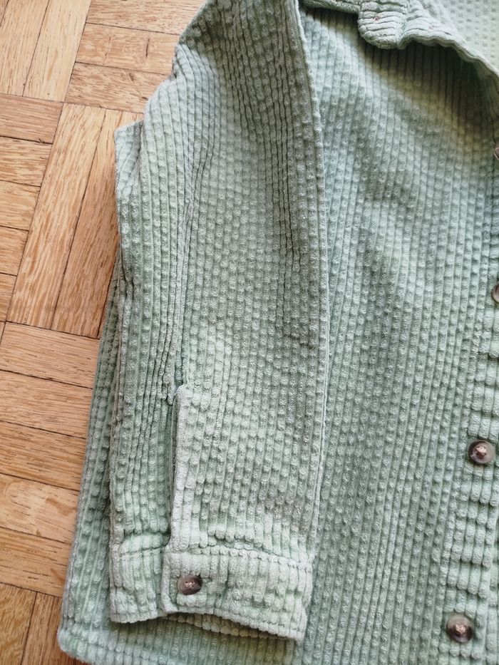 Surchemise en velours garçon Zara 4 ans excellent état - photo numéro 6