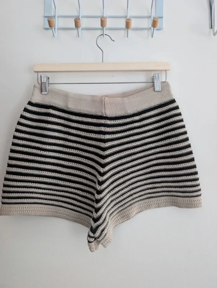 Ensemble de grossesse rayé noir et beige en maille taille L Neuf avec étiquettes - photo numéro 5