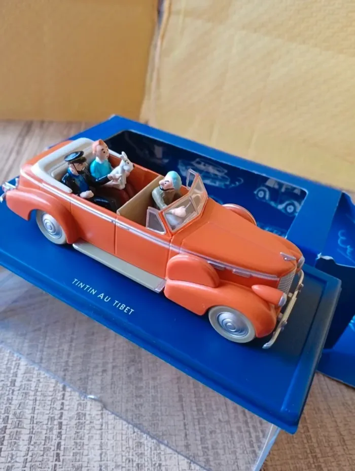 En voiture Tintin au Tibet Hergé moulinsart 2003 - photo numéro 5