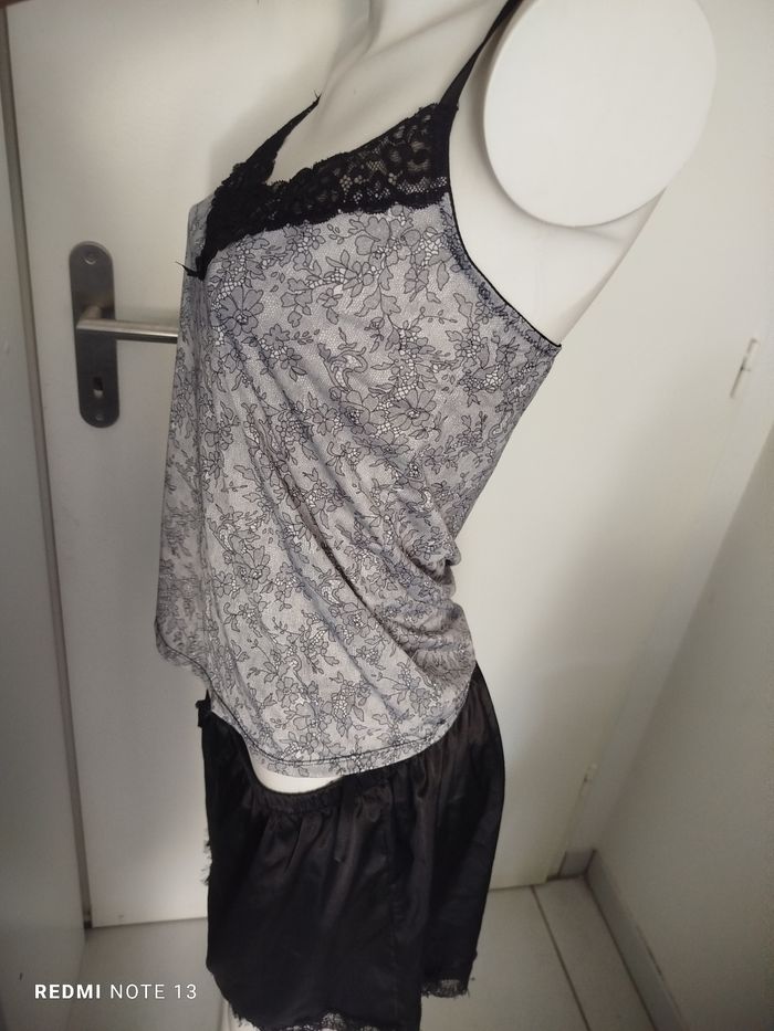 #kytieXLfemme. Débardeur taille XL et short taille XXL - photo numéro 5