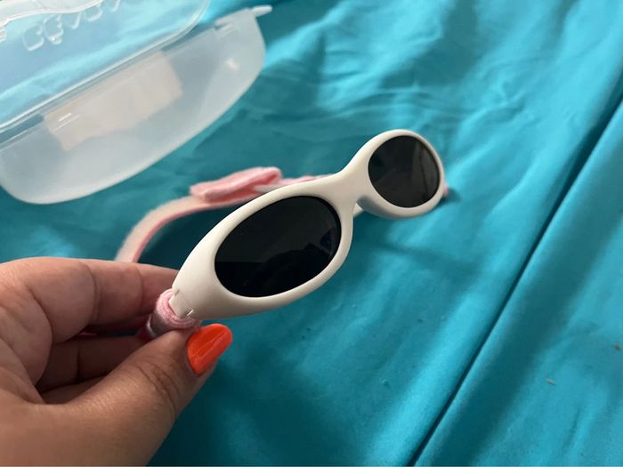 Lunette solaire bébé - photo numéro 4