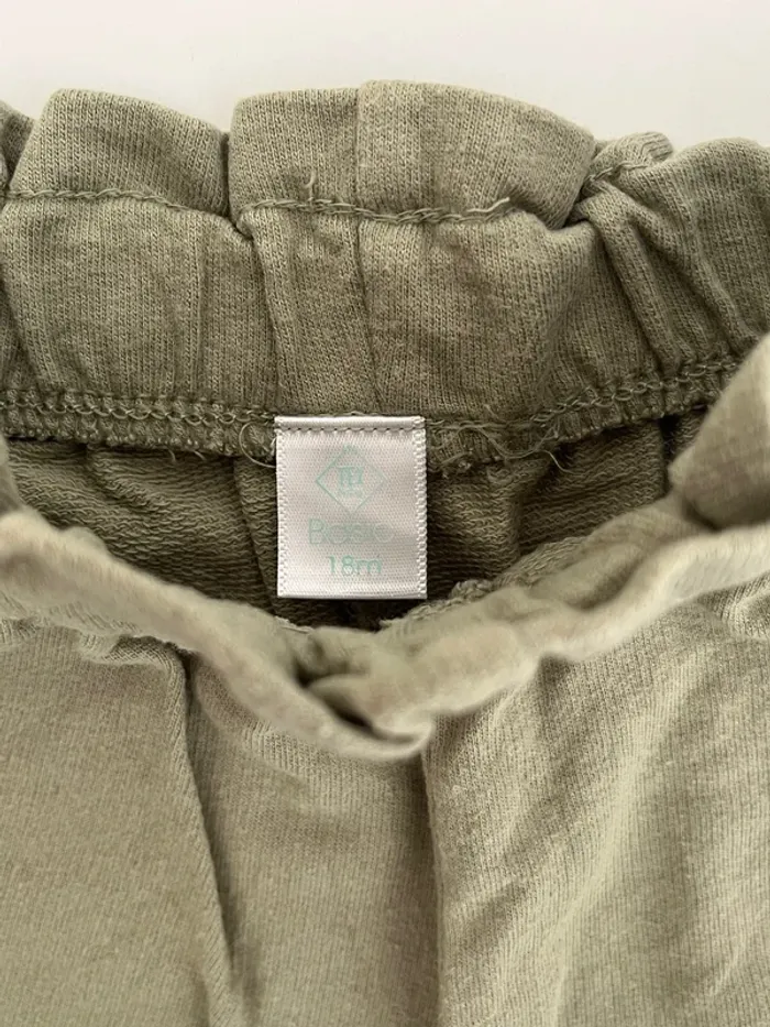 Short 18 mois - photo numéro 2