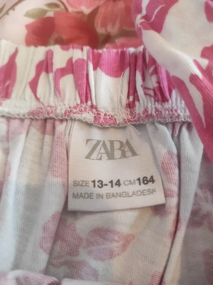 Croptop épaules dénudées Zara - 164cm / 14 ans - photo numéro 2
