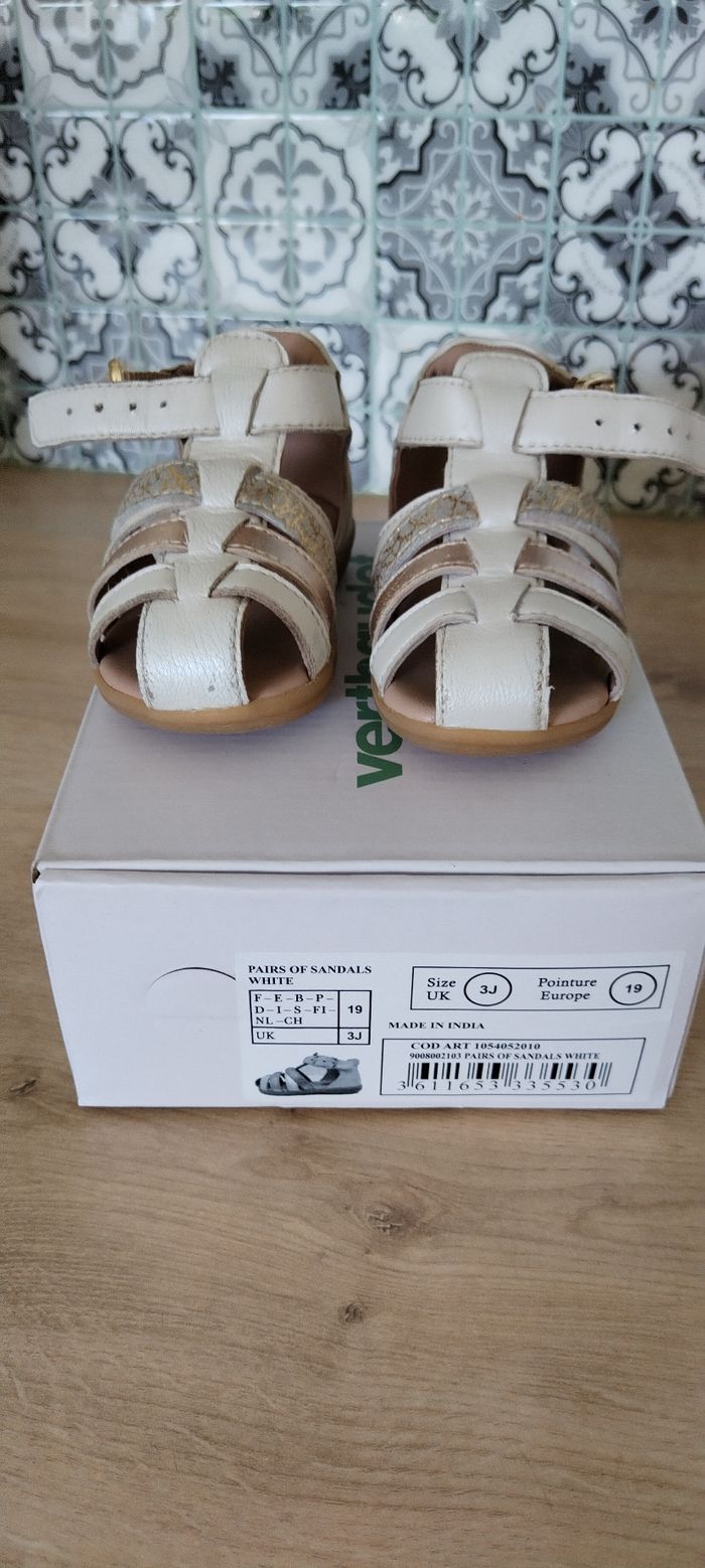 Chaussure bébé fille