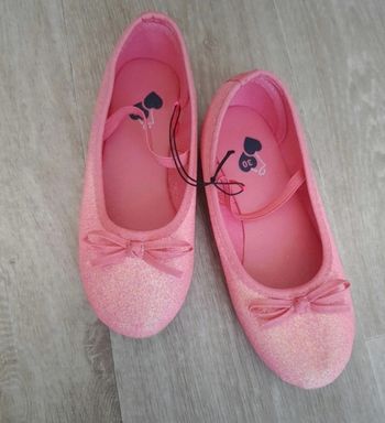 Ballerines roses pailletées taille 30 neuves