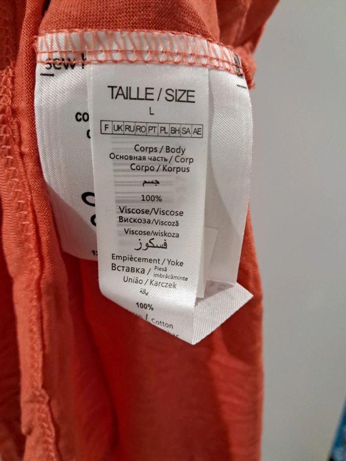 T shirt v - photo numéro 2