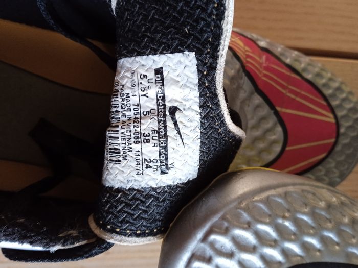 Crampons de football NIKE - photo numéro 2