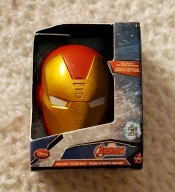 Zuru figurine masque Avenger