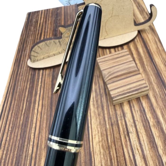 Stylo plume Montblanc Classic 14K plume F noir - photo numéro 3