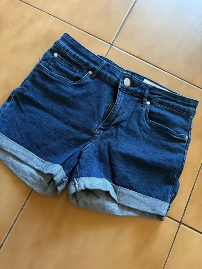 Short femme 34 - photo numéro 2