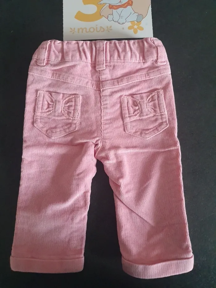 Pantalon rose 3 mois - photo numéro 2