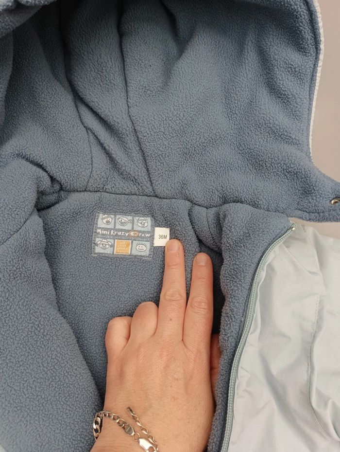 Manteau d hiver taille 2 ans en très bon état - photo numéro 2